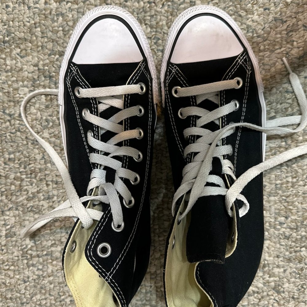 Black Converse High Tops Women Size 10/Men Size 8